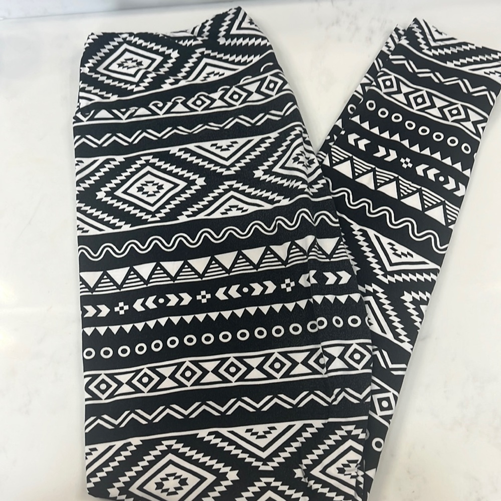 LuLaRoe T/C Tribal Leggings